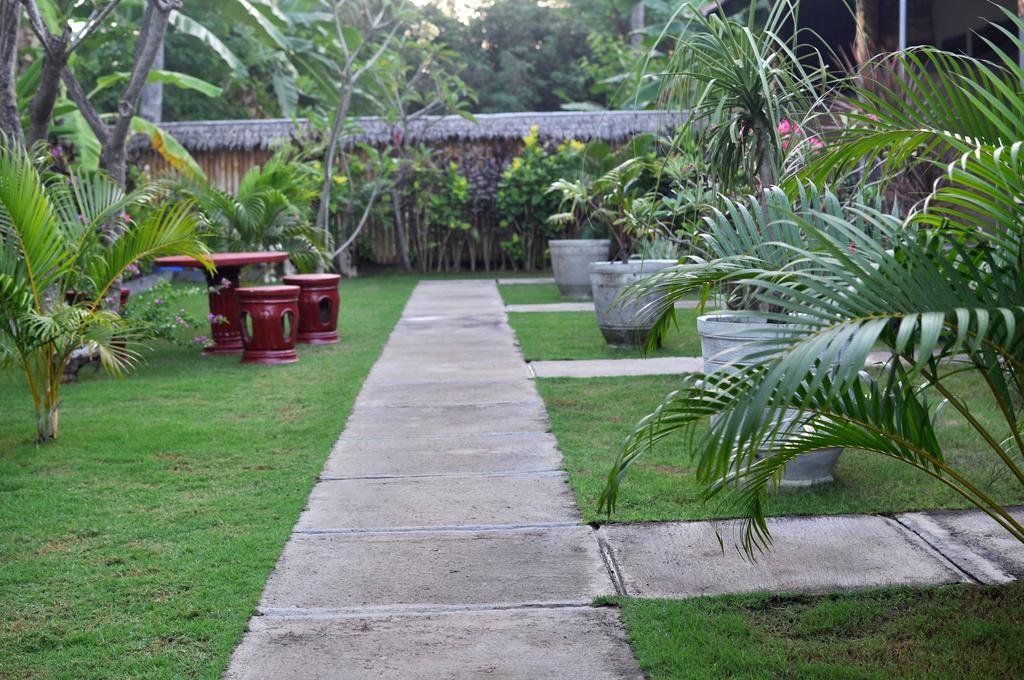 Komang Homestay Pemuteran Exterior foto